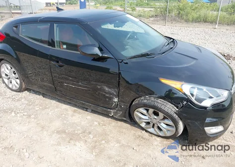2012 Hyundai Veloster Base W/Red/Black из США, поврежденный, VIN KMHTC6ADXCU053810